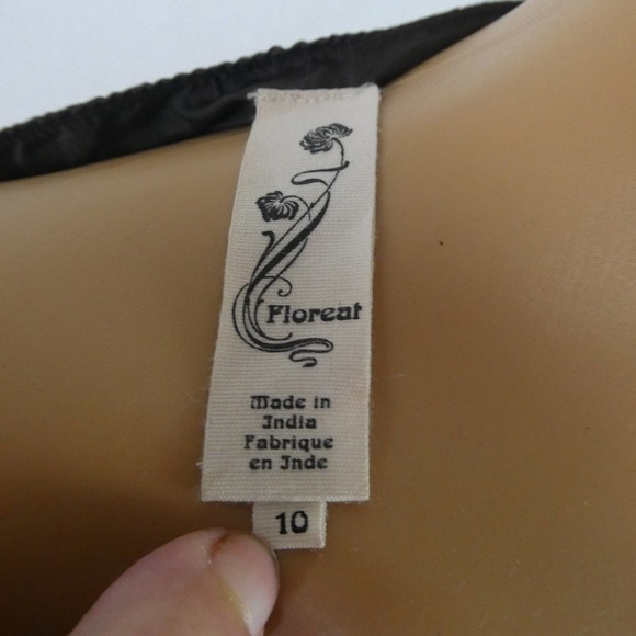 Anthropologie Charcoal Blouse with Red Accents - Picture 7 of 11